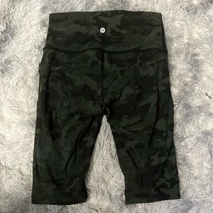 Camo lululemon leggings